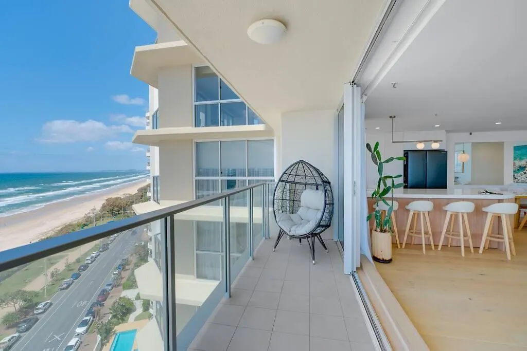 Exceptional 2-Br Oceanfront In Heart Of Gold Coast Apartamento
